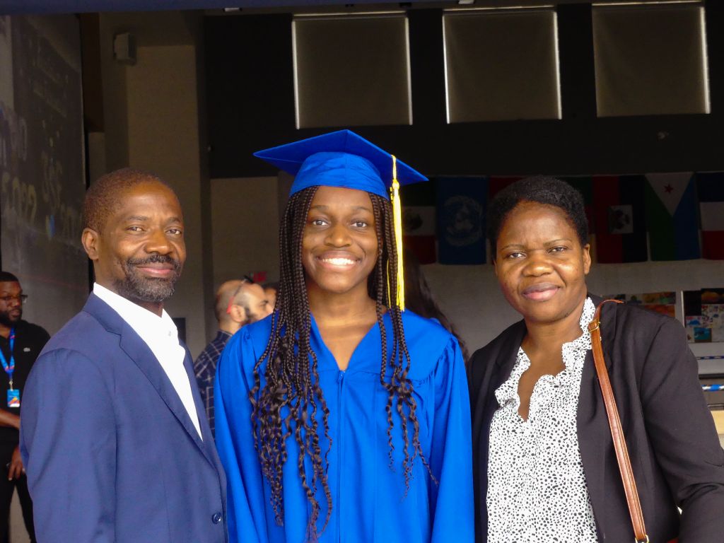 Graduation family photo
